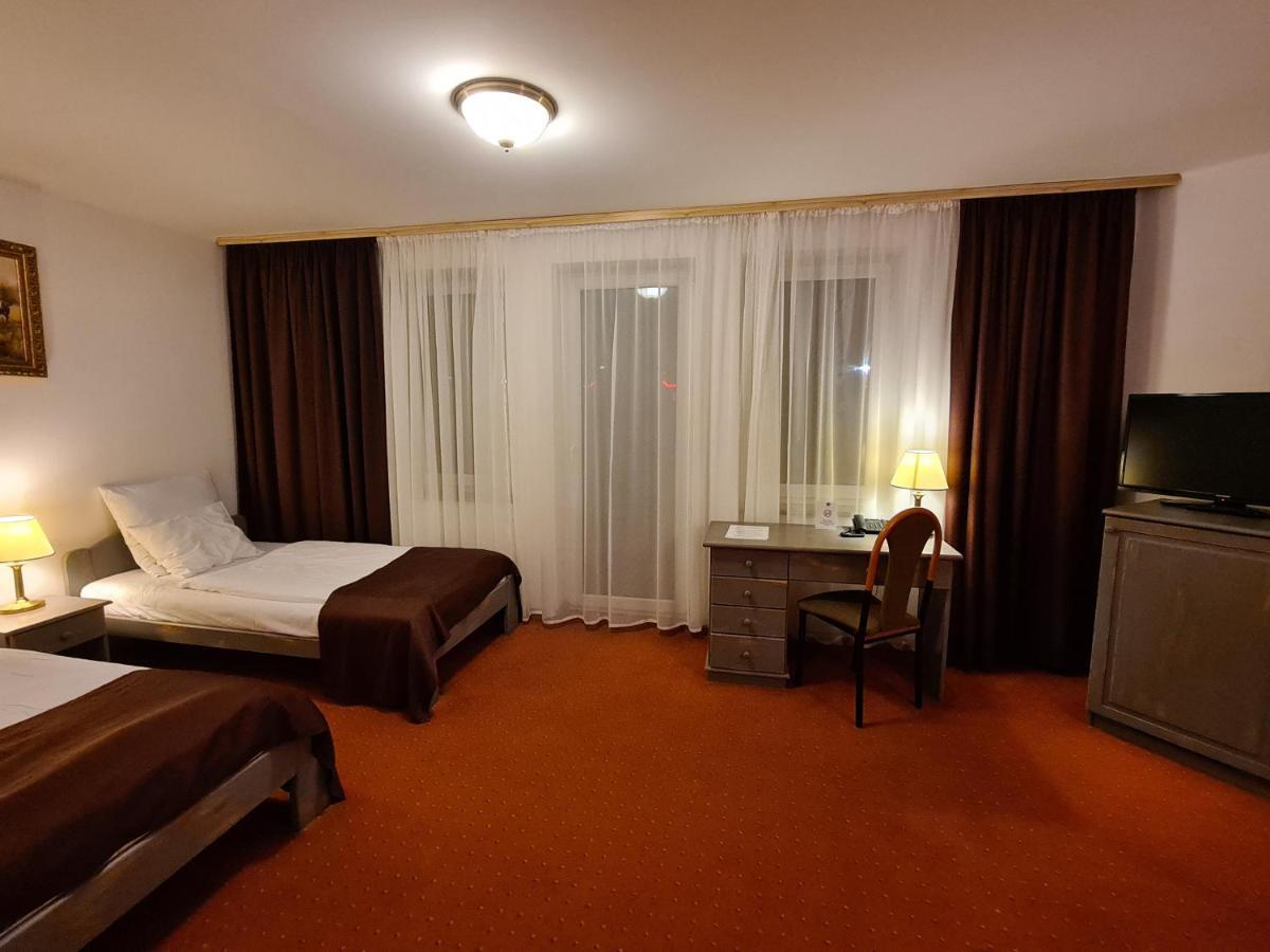 Hotel โควอตสโก ภายนอก รูปภาพ